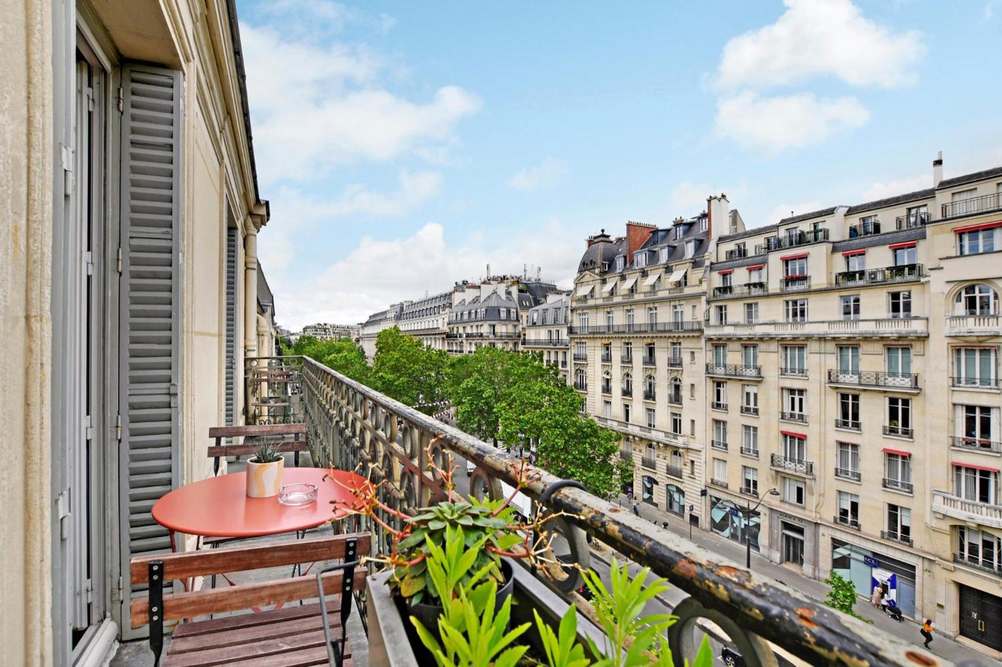 Апартаменты Eiffel Tower View Париж Экстерьер фото
